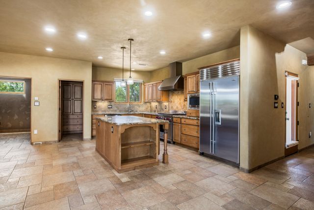 9 W Alary Lane, Corrales, NM 87048