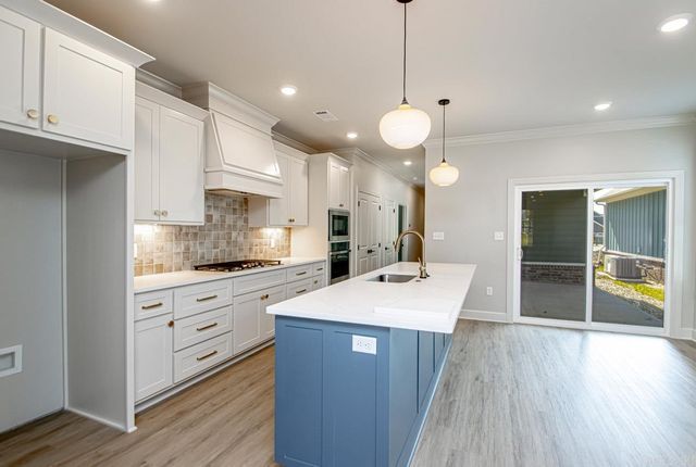 404 Gardens Lane, North Little Rock, AR 72114