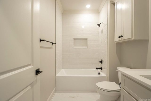 404 Gardens Lane, North Little Rock, AR 72114