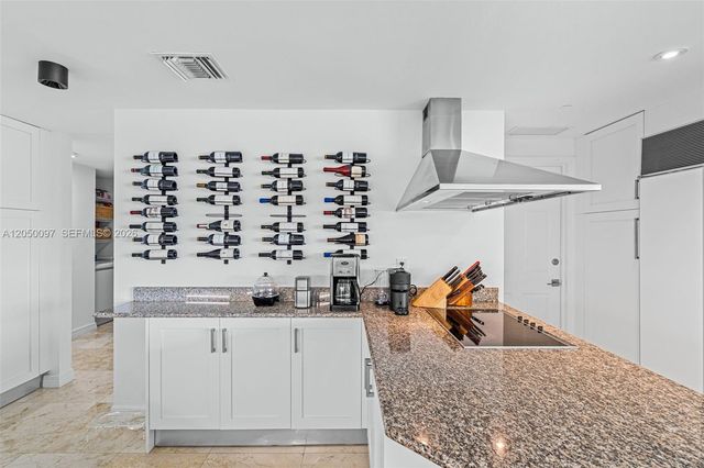 1643 Brickell Avenue 2805, Miami, FL 33129