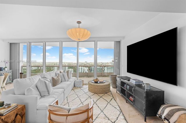 1643 Brickell Avenue 2805, Miami, FL 33129