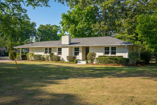302 Barnard Avenue SE, Aiken, SC 29801