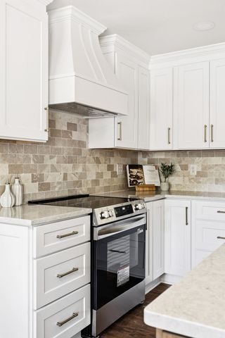 302 Barnard Avenue SE, Aiken, SC 29801