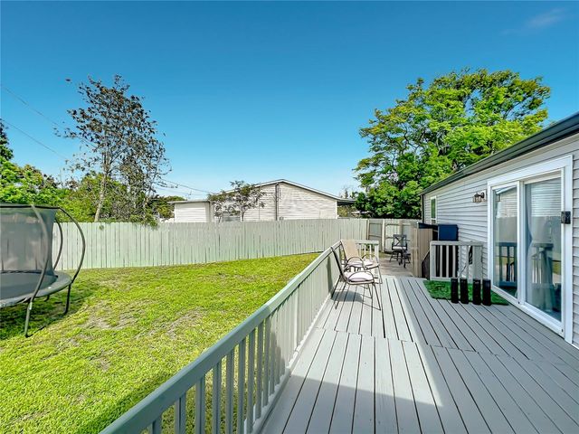7519 CHARLIN PARKWAY, Orlando, FL 32822