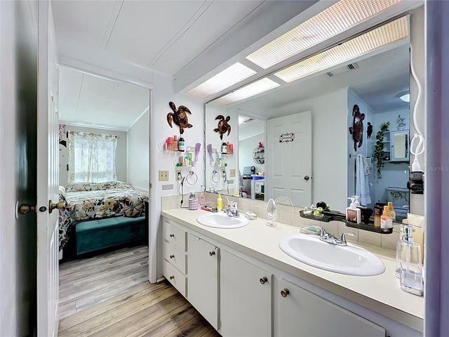 7519 CHARLIN PARKWAY, Orlando, FL 32822