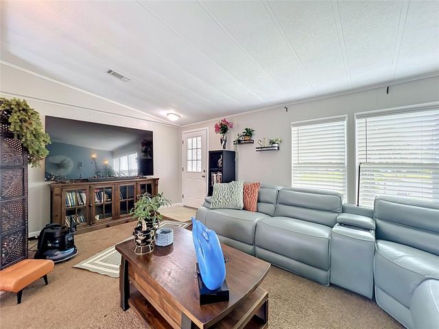 7519 CHARLIN PARKWAY, Orlando, FL 32822