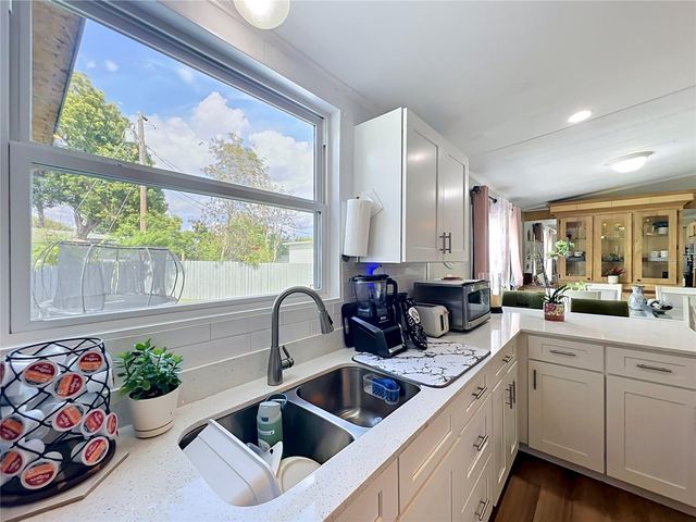 7519 CHARLIN PARKWAY, Orlando, FL 32822
