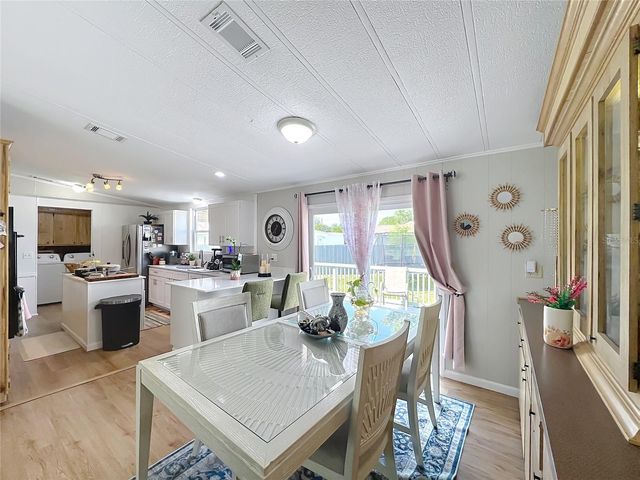 7519 CHARLIN PARKWAY, Orlando, FL 32822