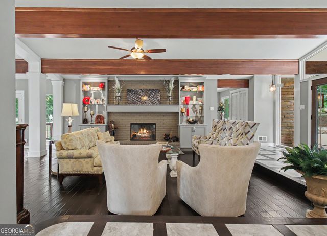 626 Golf View Drive, Peachtree City, GA 30269