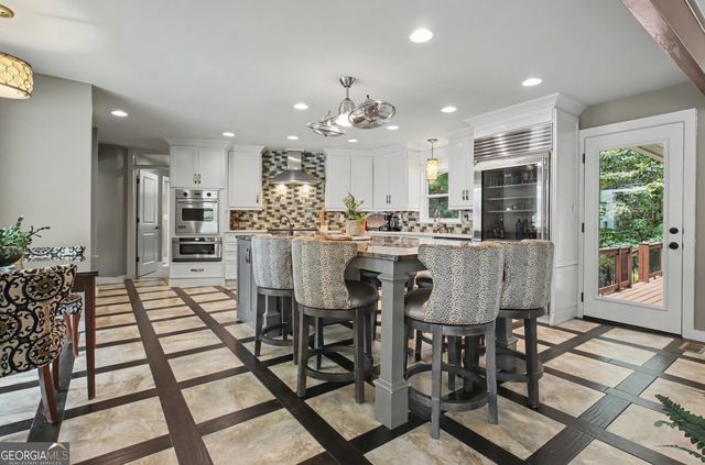 626 Golf View Drive, Peachtree City, GA 30269