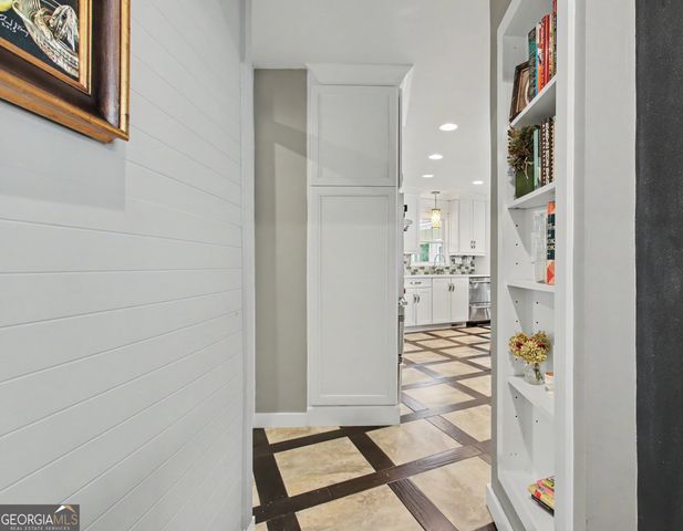 626 Golf View Drive, Peachtree City, GA 30269