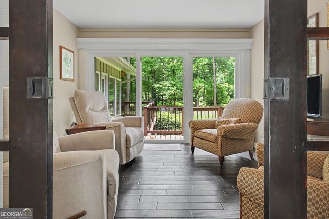 626 Golf View Drive, Peachtree City, GA 30269