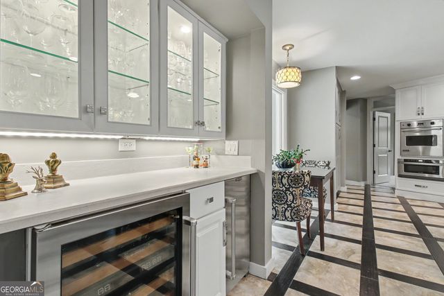 626 Golf View Drive, Peachtree City, GA 30269