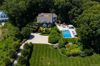 652 Noyack Path, Water Mill, NY 11976