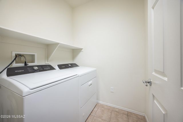 5995 S Moon Desert Drive, Tucson, AZ 85747