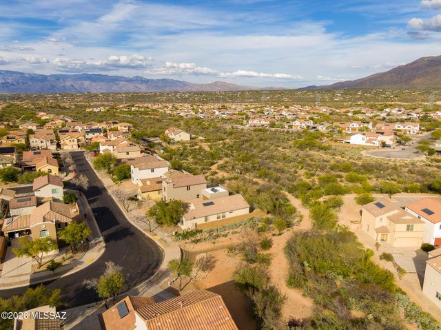 5995 S Moon Desert Drive, Tucson, AZ 85747