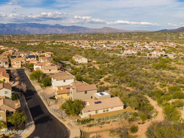 5995 S Moon Desert Drive, Tucson, AZ 85747