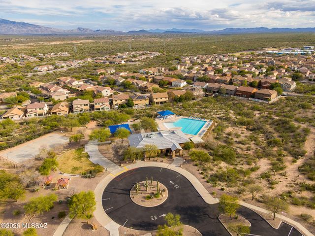 5995 S Moon Desert Drive, Tucson, AZ 85747