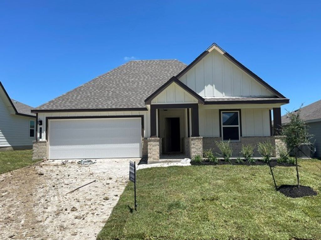 1111 Legrand Street, Brenham, TX 77833 — exterior