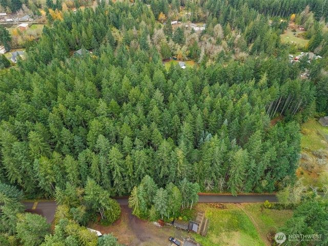 3 Larson Lane NW, Seabeck, WA 98380