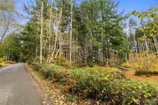 3 Larson Lane NW, Seabeck, WA 98380