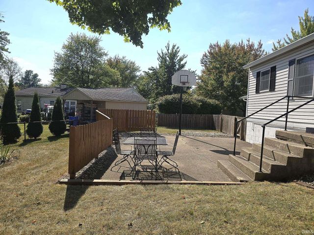 310 Greenbriar Street, Kokomo, IN 46901