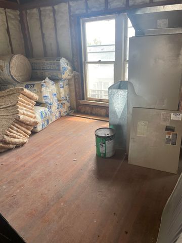 307 E 10th St, Wellington, KS 67152