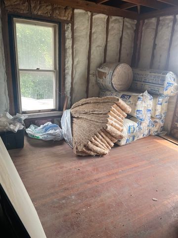 307 E 10th St, Wellington, KS 67152