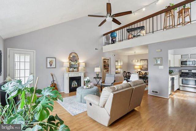 4108-B WATERPERRY CT, Mount Laurel, NJ 08054