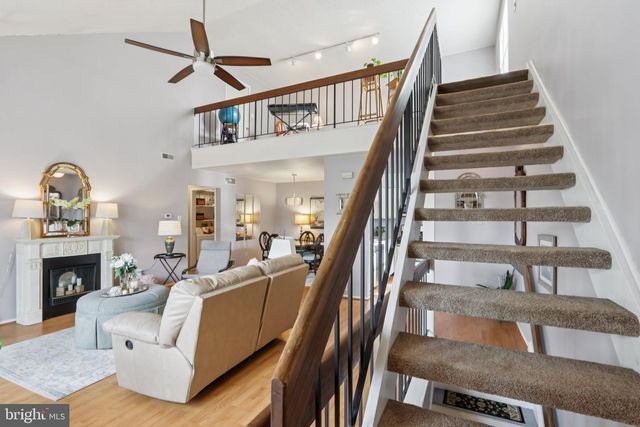 4108-B WATERPERRY CT, Mount Laurel, NJ 08054