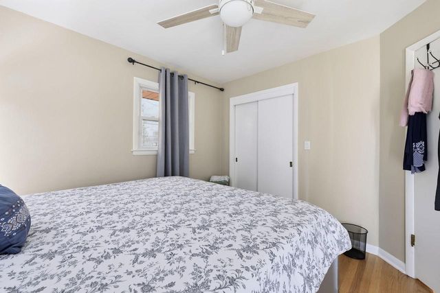 6326 W Bottsford AVENUE, Greenfield, WI 53220