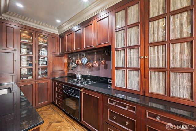 1201 California Street 506, San Francisco, CA 94109