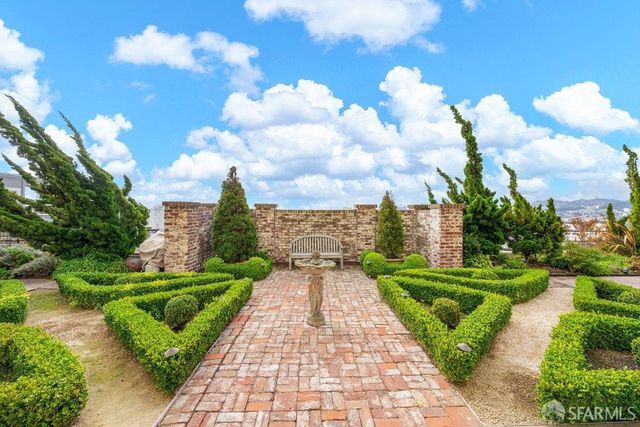 1201 California Street 506, San Francisco, CA 94109