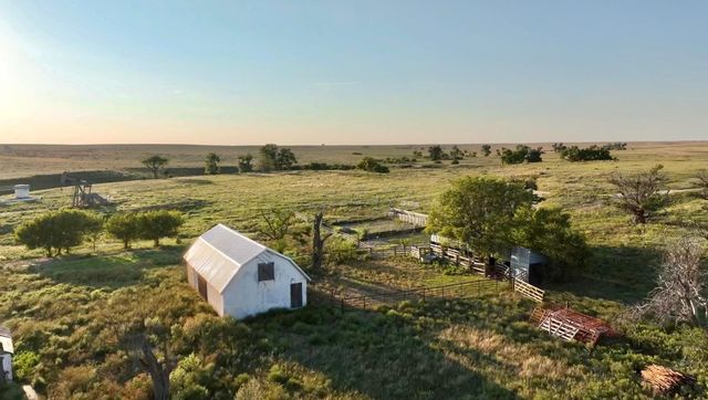 First Creek Ranch, Booker, TX 79005