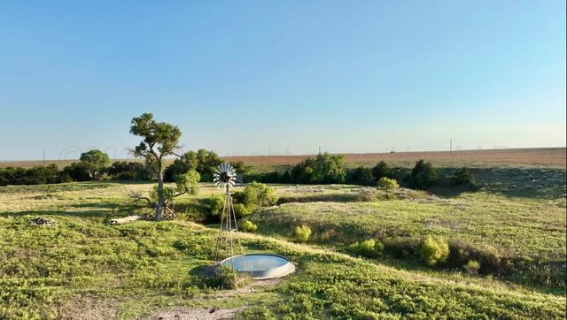 First Creek Ranch, Booker, TX 79005