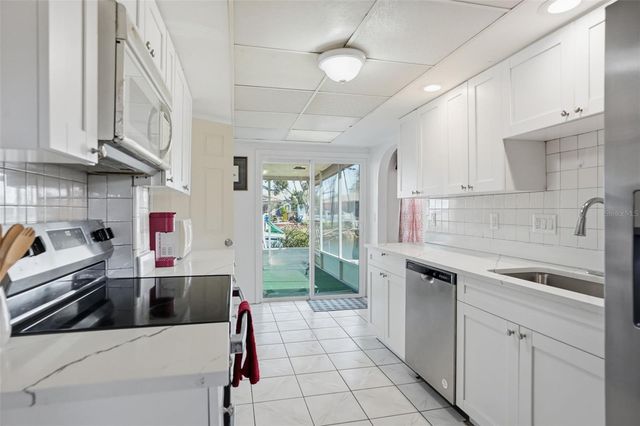 13630 GARRIS DRIVE, Hudson, FL 34667