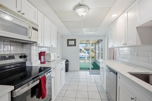 13630 GARRIS DRIVE, Hudson, FL 34667