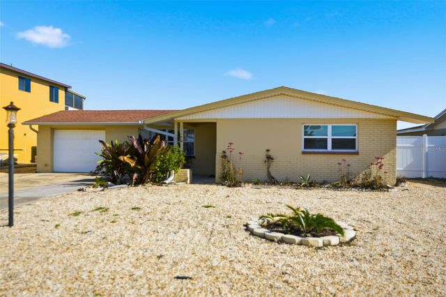 13630 GARRIS DRIVE, Hudson, FL 34667