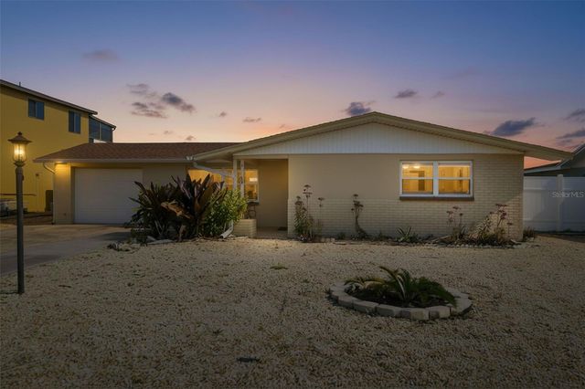 13630 GARRIS DRIVE, Hudson, FL 34667