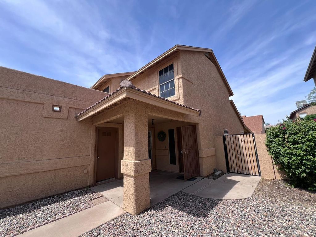 3818 W Harrison Street, Chandler, AZ 85226