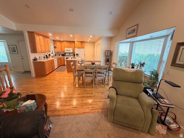 153 W HIDDEN HOLLOW CIR, Orem, UT 84058