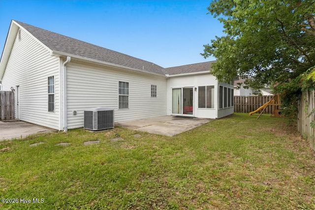 8594 Orchard Loop Road NE, Leland, NC 28451