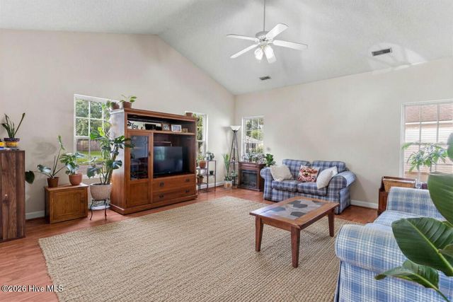 8594 Orchard Loop Road NE, Leland, NC 28451
