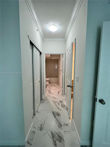 9172 Collins Ave 214, Surfside, FL 33154