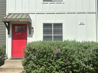 202 N 2nd ST C, Pflugerville, TX 78660