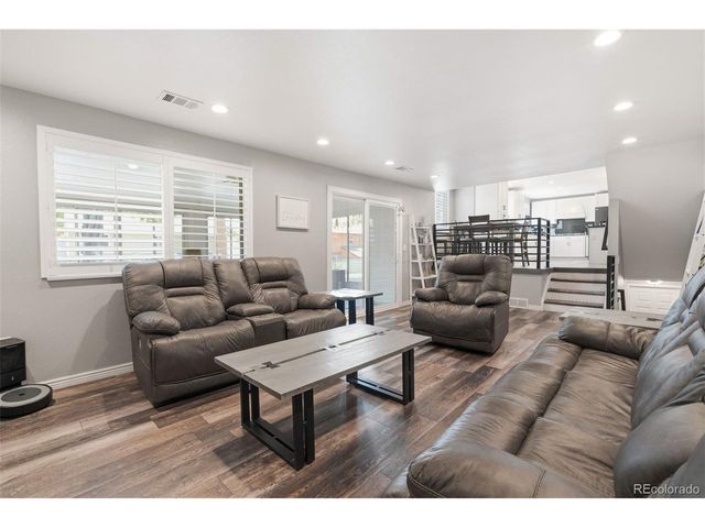 9425 W Geddes Pl, Littleton, CO 80128