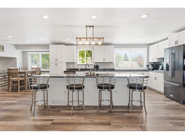 9425 W Geddes Pl, Littleton, CO 80128