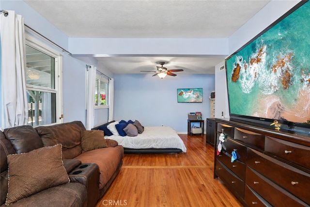 6616 Yolanda Avenue, Reseda, CA 91335