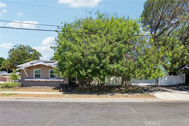 6616 Yolanda Avenue, Reseda, CA 91335