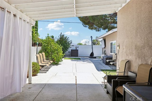 6616 Yolanda Avenue, Reseda, CA 91335
